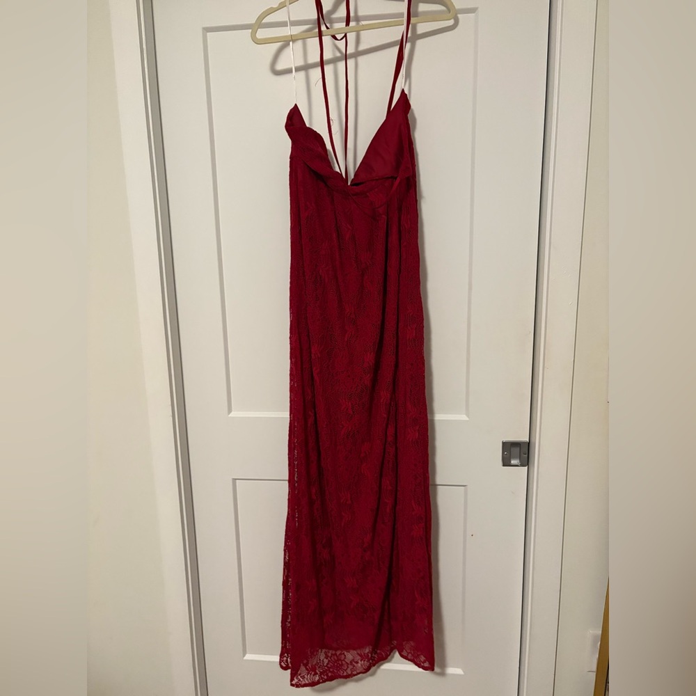 Elegant Red Lace Maxi Dress